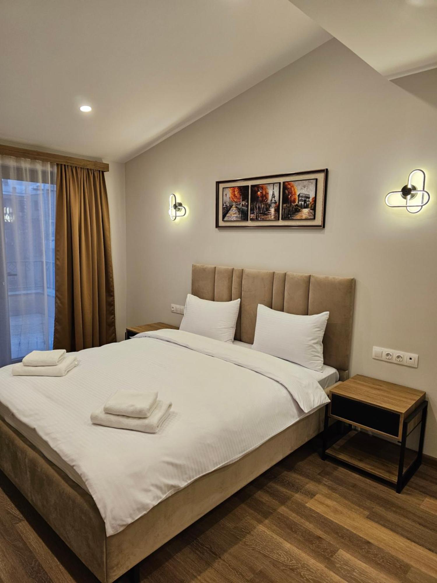 Hotel Avenue 30 เยเรวาน ภายนอก รูปภาพ