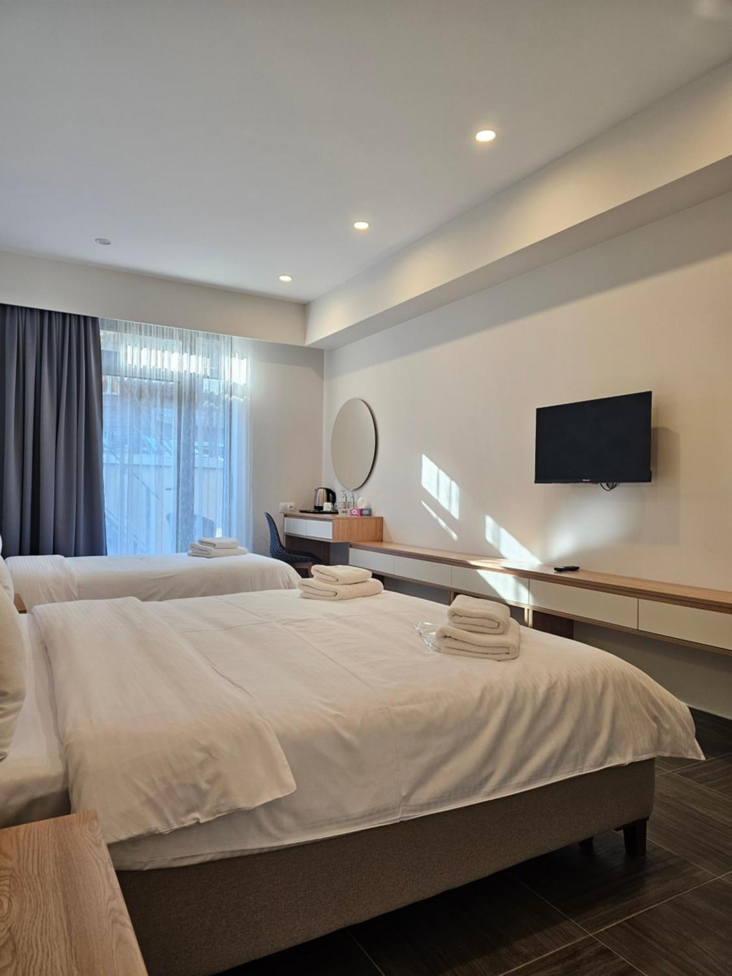 Hotel Avenue 30 เยเรวาน ภายนอก รูปภาพ