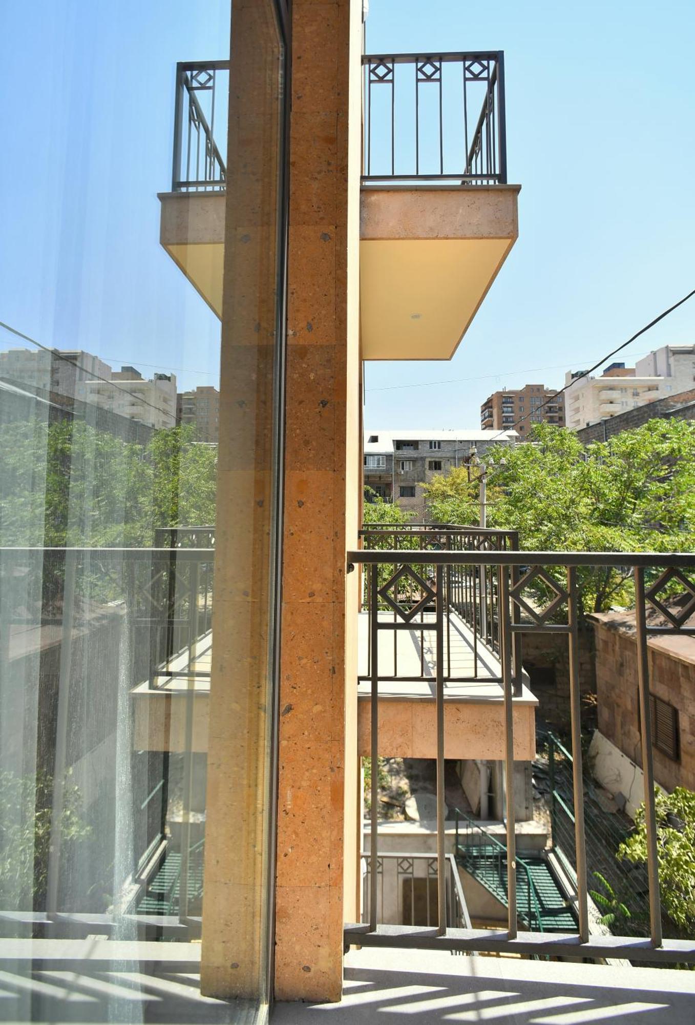 Hotel Avenue 30 เยเรวาน ภายนอก รูปภาพ